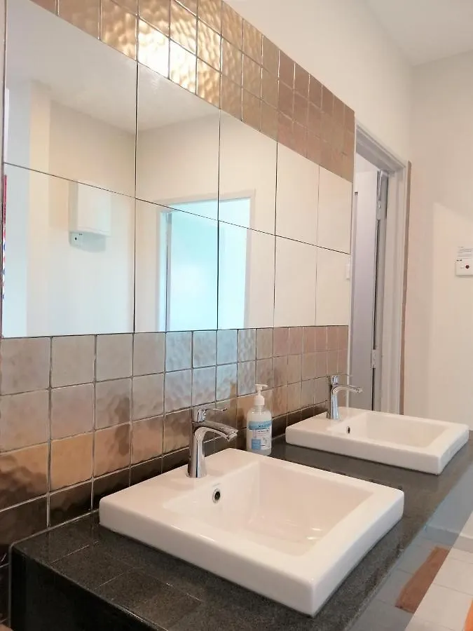 Klebang Seacove Spacious 5Br Villa By Nestcove Malacca 0*,  Malaysia